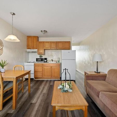 Affordable Suites Graham Εξωτερικό φωτογραφία